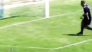 Rare_Moments_in_Football_????????_#shorts(360p).
