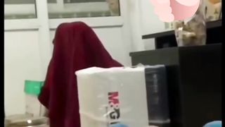 Mpuuuus Oyen Merencanakan Pencurian