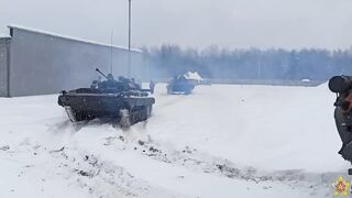 Росія фактично взяла під контроль білоруську армію