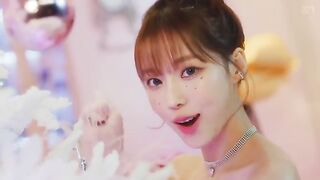 Red Velvet X aespa 'Beautiful Christmas' MV