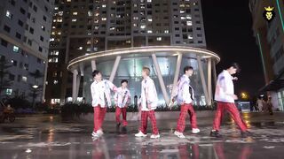 [MUST WATCH] À thế làm sao mà à - Phong Max remix | KION X DANCE TEAM | SPX ENTERTAINMENT