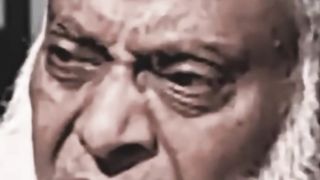 Adhe Adhe Musalman Heart Touching Bayan - Dr Israr Ahmed Shorts