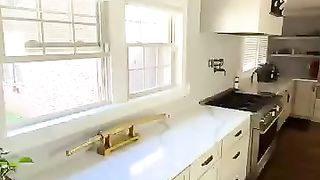Speed_Cleaning_Our_Studio_Before_Our_Boss_Arrives(360p).