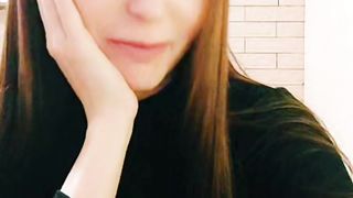 Tik Tok streamer broadcasts live 2