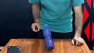 flipping_challenge_in_just_10_second__who_s_the_winner_????#challenge_#shorts(360p).