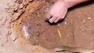 How to make gold ???? mine Sand ⏳⌛