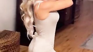 Why is her face like that  #shorts #funny Athena Pariss Peross