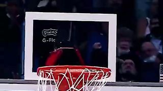 Steph Curry with the coldest look away three????