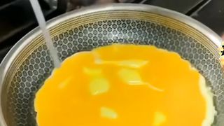 Amazing ! Telur dadar restaurant bintang lima