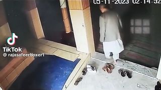 Theft in Mosque