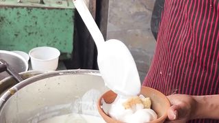 Delicious Dahi Vada of Jaipur .. Shree Prajeet Chaat Bhandar, Chandpole, Jaipur