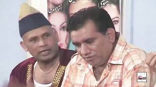 ZARA AKBAR, IFTIKHAR THAKUR & NASIR CHINYOTI - TUSSI SAREY KANJAR O - Funny????????Pakistani Stage Drama.