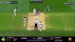 Sajid Khan takes a wicket in 1st over