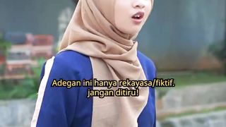 Ustad selingkuh sama banci!