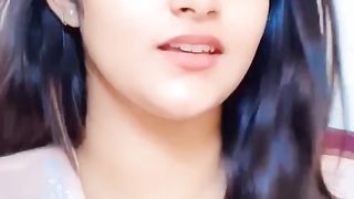 - pyar kiya hai chori chori ❤???? #sanchitabashu #viral #video #love #lovestatus #song #instagram #reels-KwW2sXT2RXA-720p-1704522174.