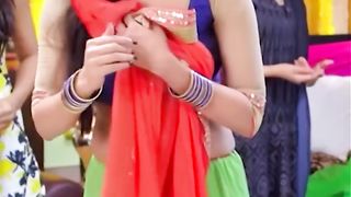 Bhagwan Ne Wiring To Ki Par Jaldbaazi Me Bulb Lagana Bhool Hi gaye #Hyper #Shorts-ZouiU-3rjtM-720p-1704522080.