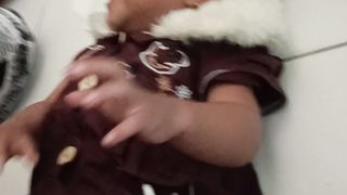 Anak kecil lucu dan menggemaskan