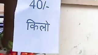Ab_kabhi_bhi_bargaining_nai_karegi_ye_papa_ki_pari????new_year_ka_jhatka_Kaisa_laga__#mukeshjaiswal(360p).