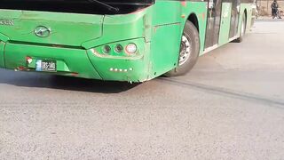 Green bus Bhara kahu/Green Bus station Bhara kahu Islamabad#greenbus /SohailT22vlog