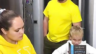 Funny_Family_????❤️_#damus_#tiktok_#comedy_#shorts(360p).