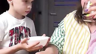Poor_Kid_????????_#damus_#tiktok_#shorts(360p).