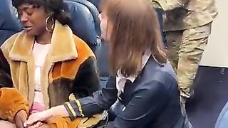Témoin_the_tear-jerking_airplane_reunion!_#shorts(360p).
