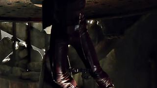 Flash met Savitar for the first time