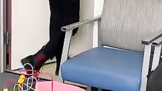 Man_waits_for_his_appoinment_and_steals_from_lady!_#shorts (240p).