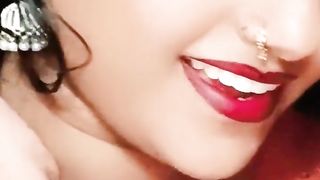 aaj pehli baar dil ki bat #hindisong #shortvideo #youtubeshorts #viralvideo #goneviral-Z3Qpn0tbRZo-720p-1704533291.