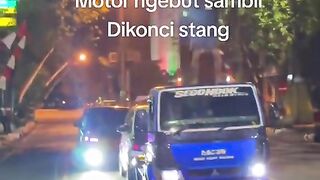 Sipaling gaya bebas???????? #segondok #cantermania #drivermuda.