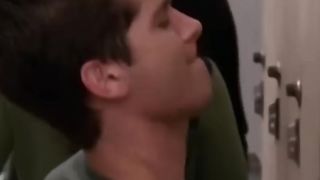 bande annonce malhonnête reese était micro pour aller au bal