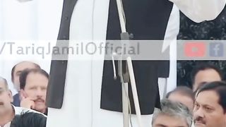 Very beautiful love of Tariq Jameel sahib Namaz is necessary for everyone