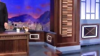 Jim Carrey crashes jeff daniels conan interview