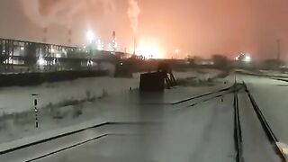 На Росії палає найбільше підприємство у Східному Сибіру