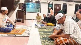 tausiyah Islam setelah sholat berjamaah