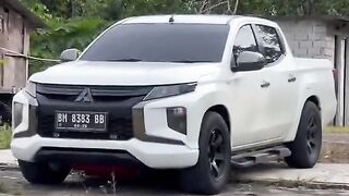 TRITON CAR MODIFICATION
