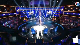 Joker_song_by_a_cute_girl_sung_to_make_you_to_get_goosebumps_definitely(360p).