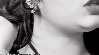 Tumari nazar kyu khawfha ho gyi #bollywood #viral #youtubeshorts #oldsong #oldsong #goneviral-3wdNPBAhTUg-720p-1704686372.
