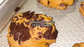 Pumpkin chocolate chunk cookies