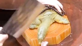 How to make a mask out of a sock ???? to eat