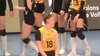 Zehra Güneş volleyball player 21