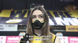 Zehra Güneş volleyball player 23