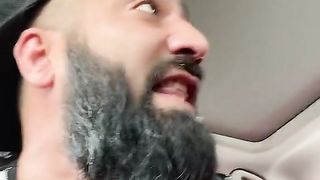Вы знаете кому это переслат