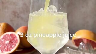 Mocktails > Cocktails