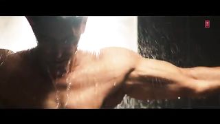 Fighter__Heer_Aasmani__Song__Hrithik,_Deepika,_Anil,_Vishal-Sheykhar,_Bpraak,_Kumaar,_Piyush-Shazia(360p).