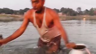 Funny clip taking bath
