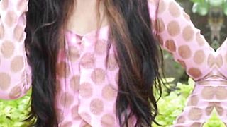shorts#video #ytshorts #rashmika #mandanna #subscribe #us music #????????????-6zGdoS1sW_0-720p-1704785392.