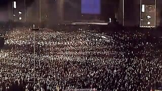 Michael_Jackson_-_Billie_Jean_-_Live_Munich_1997-_Widescreen_HD(360p).