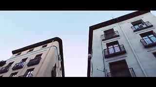 Bizzey_Feat._Jozo___Kraantje_Pappie_-_Traag__Official_Video_(360p).