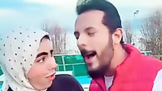 وفاء طلعلها شنب ودقن